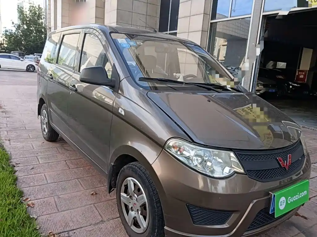 Wuling Hongguang — миниатюра 4