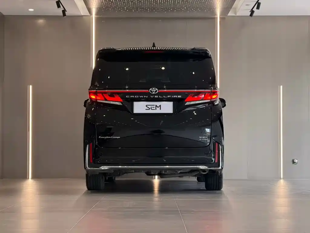 Toyota Vellfire — миниатюра 5