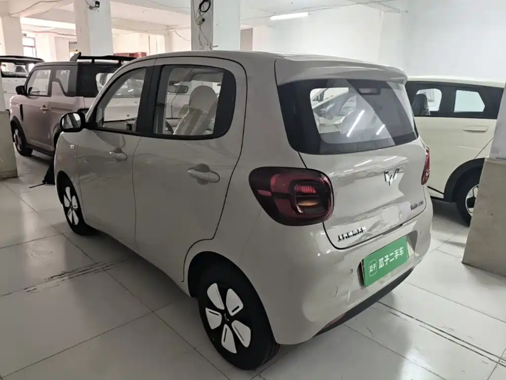 Wuling MINIEV — миниатюра 5