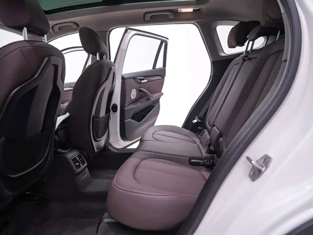 BMW X1 — миниатюра 23