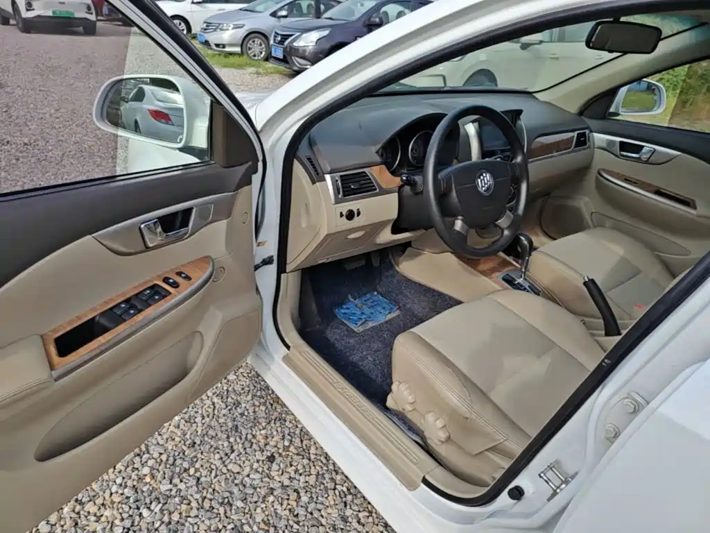 Buick Excelle — миниатюра 16