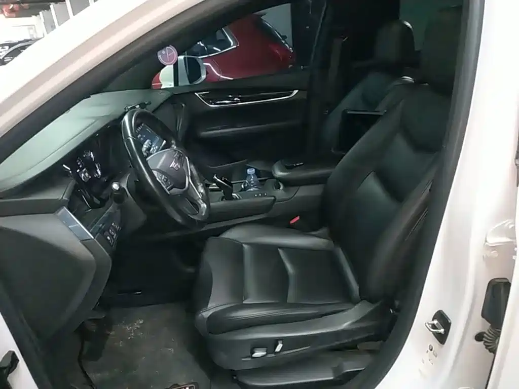 Cadillac XT5 — миниатюра 15