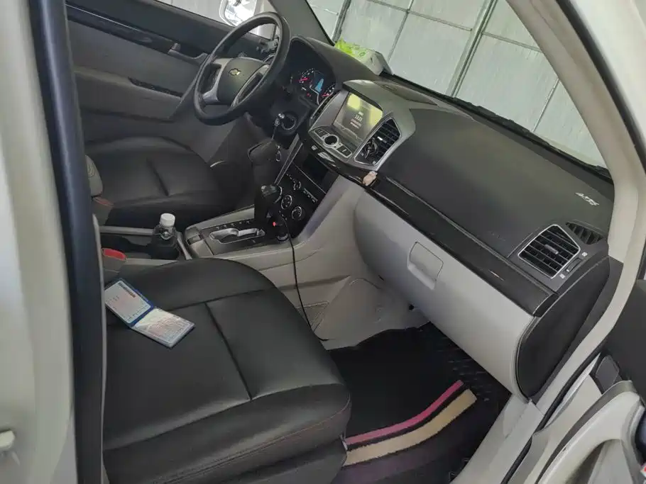 Chevrolet Captiva — миниатюра 8
