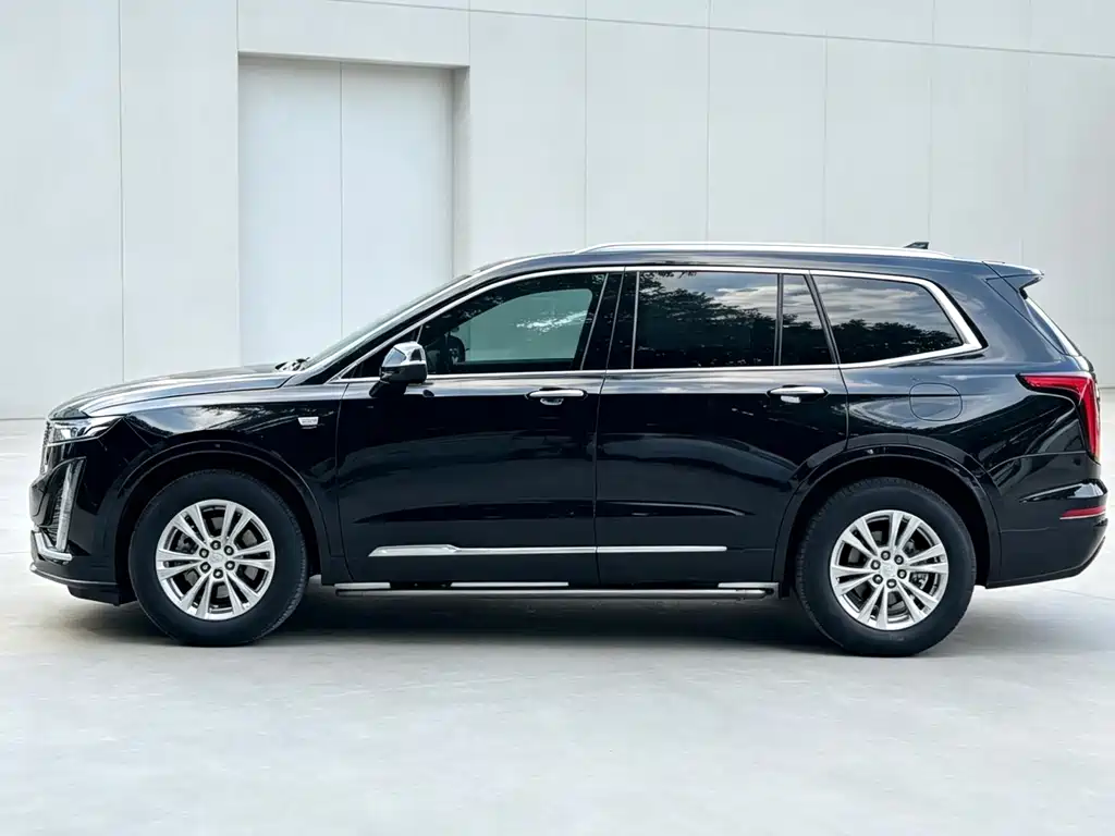 Cadillac XT6 — миниатюра 4