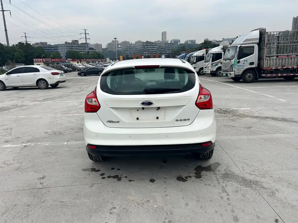Ford Focus — миниатюра 4