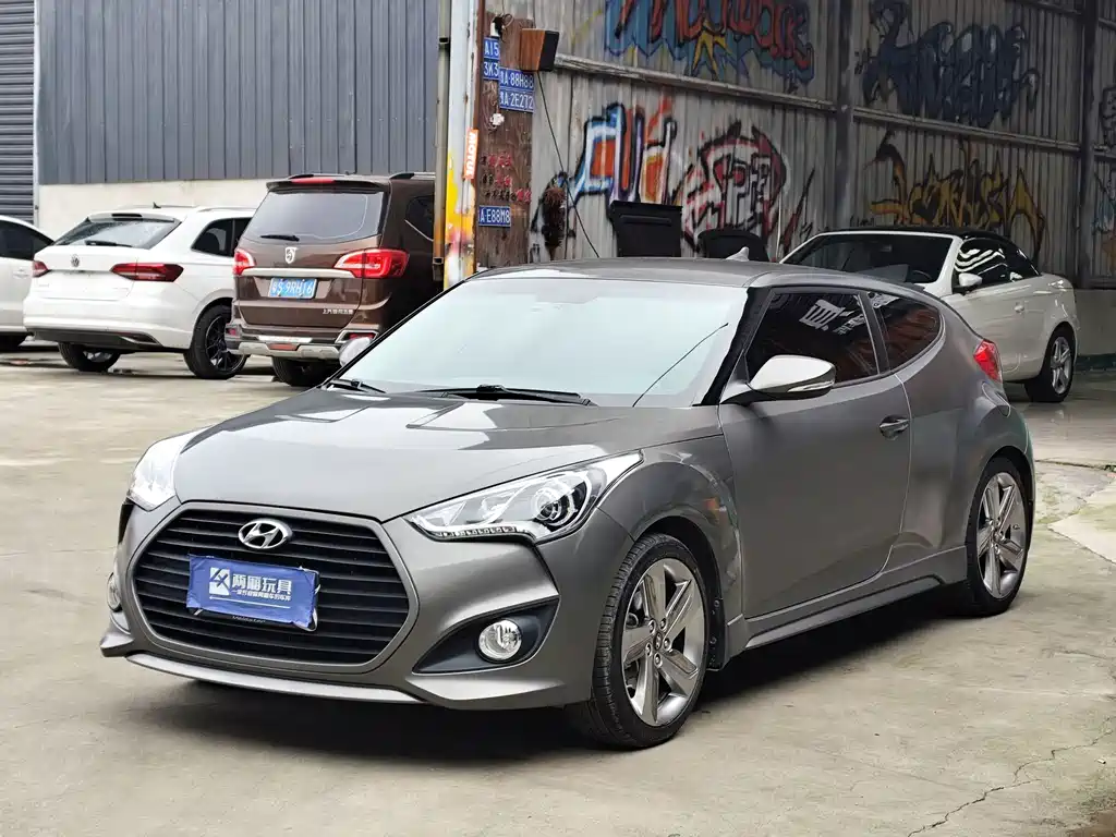 Hyundai Veloster 2013