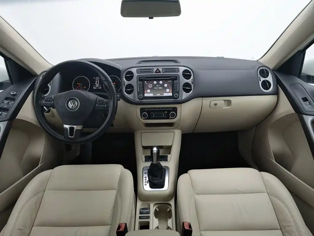 Volkswagen Tiguan — миниатюра 5