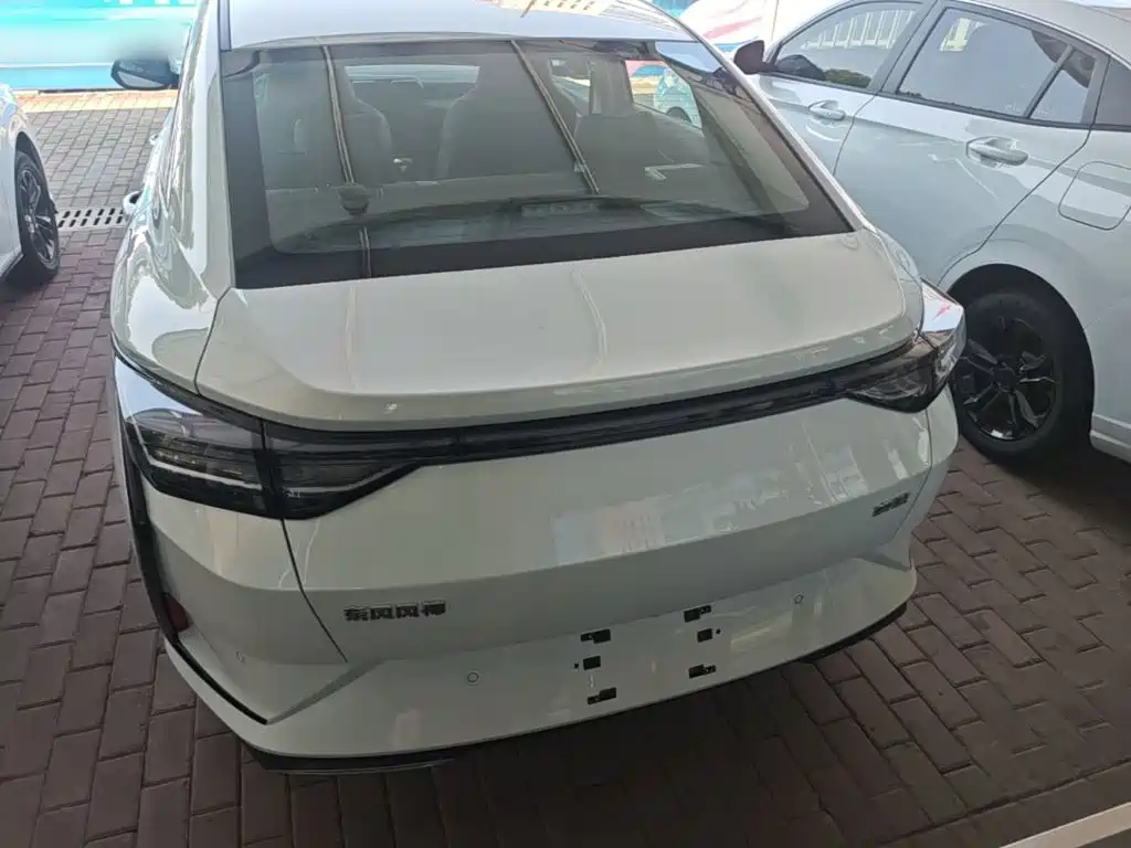 Aeolus Yixuan — миниатюра 6