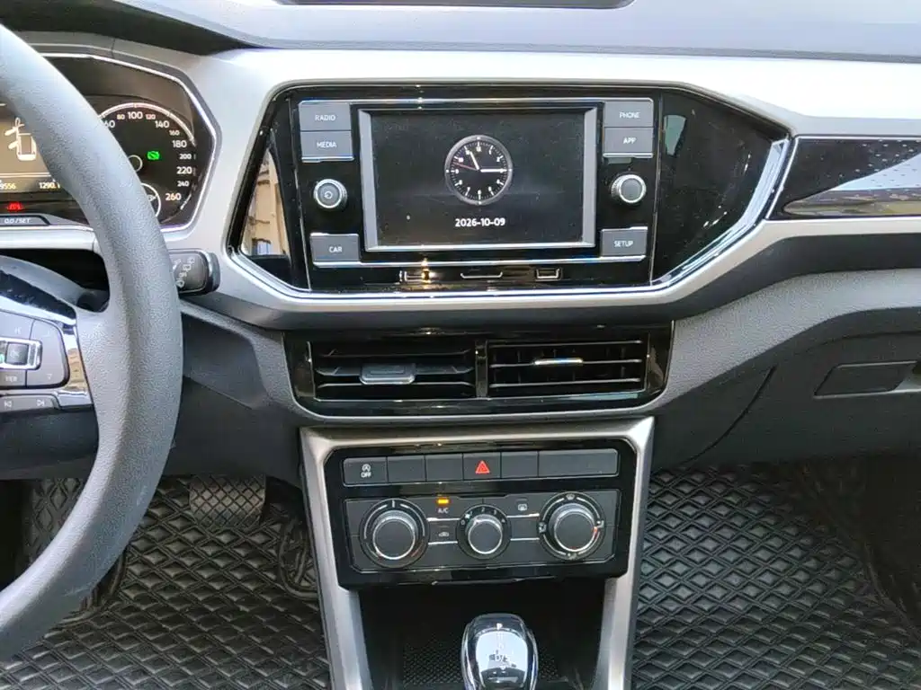 Volkswagen T-Cross — миниатюра 13