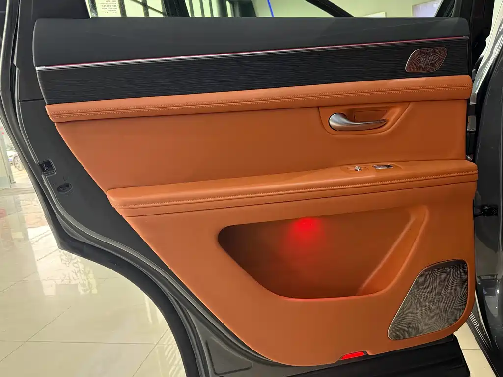 AITO ASK THE WORLD M7