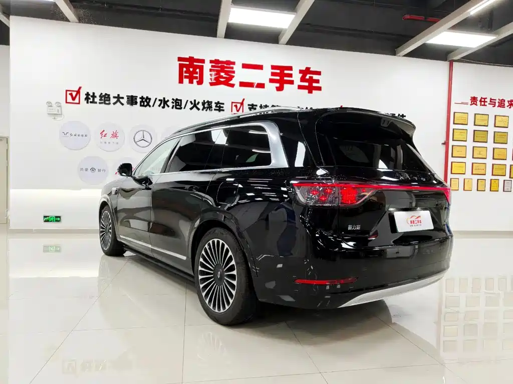 AITO Wenjie AITO M9 — миниатюра 7