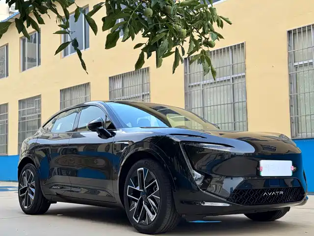 2025 Avatr 11