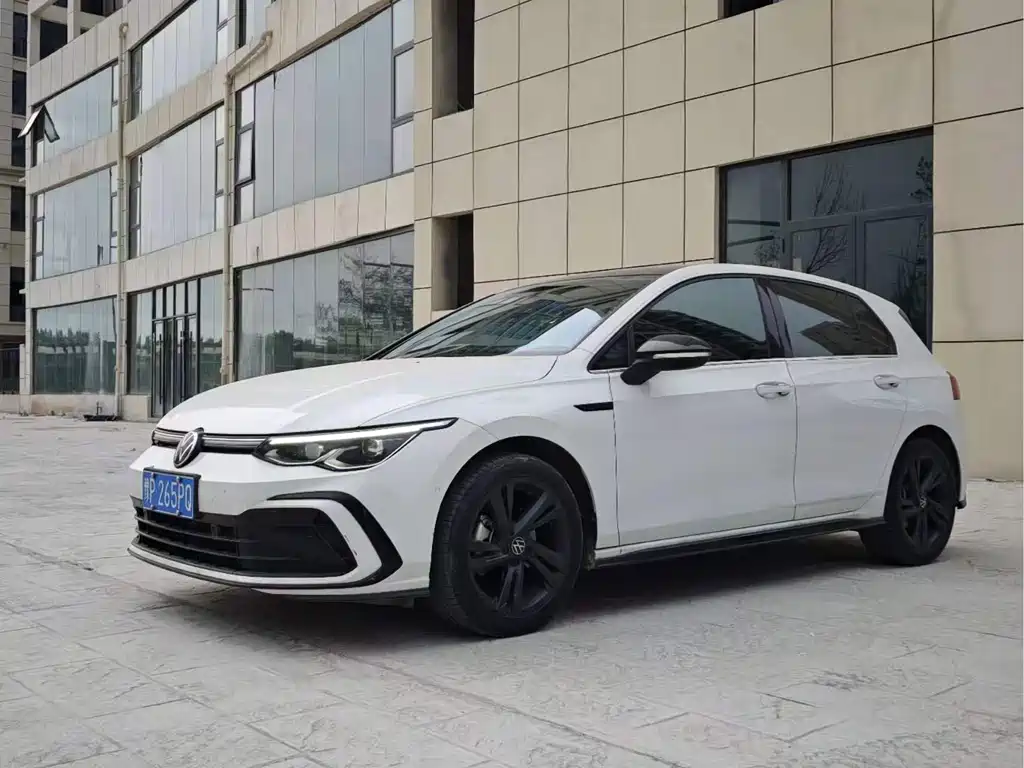 Volkswagen Golf 2022