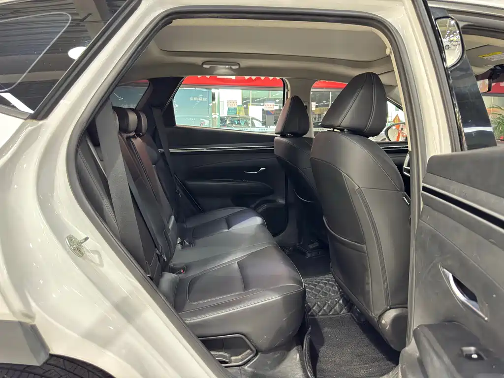Hyundai Tucson — миниатюра 11