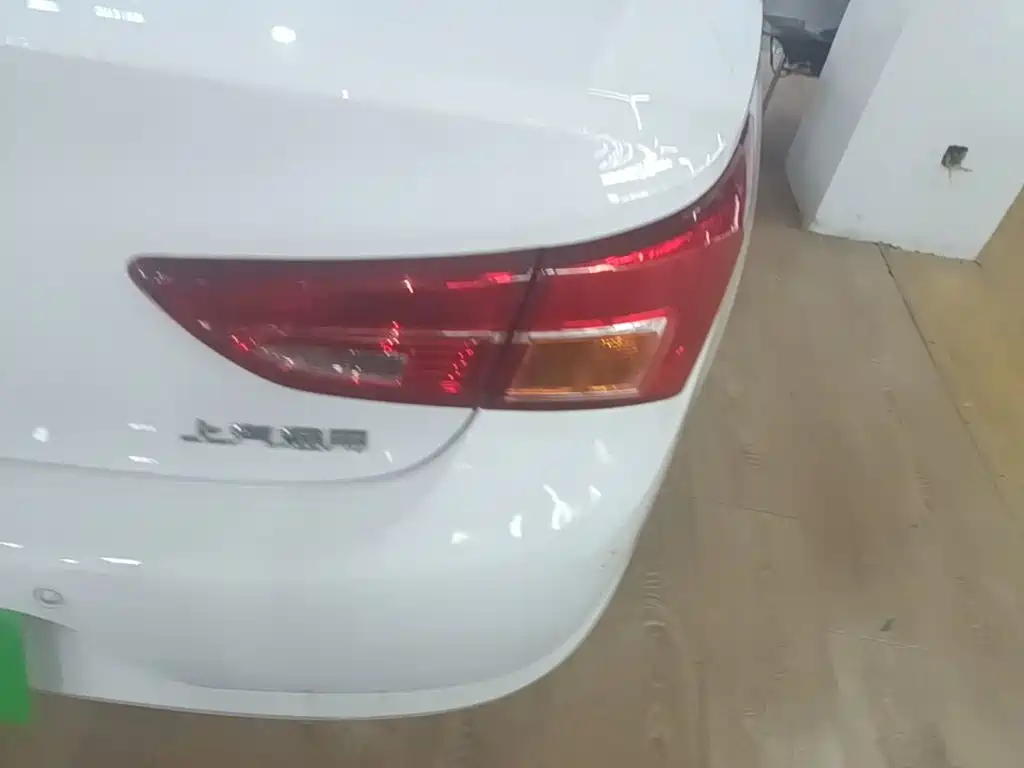 Buick Verano — миниатюра 8