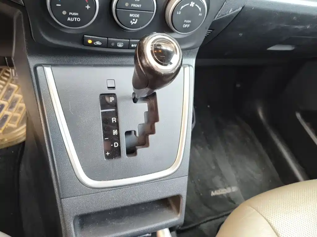 Mazda 5 — миниатюра 7