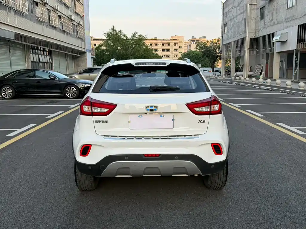 Geely Vision X3 — миниатюра 8
