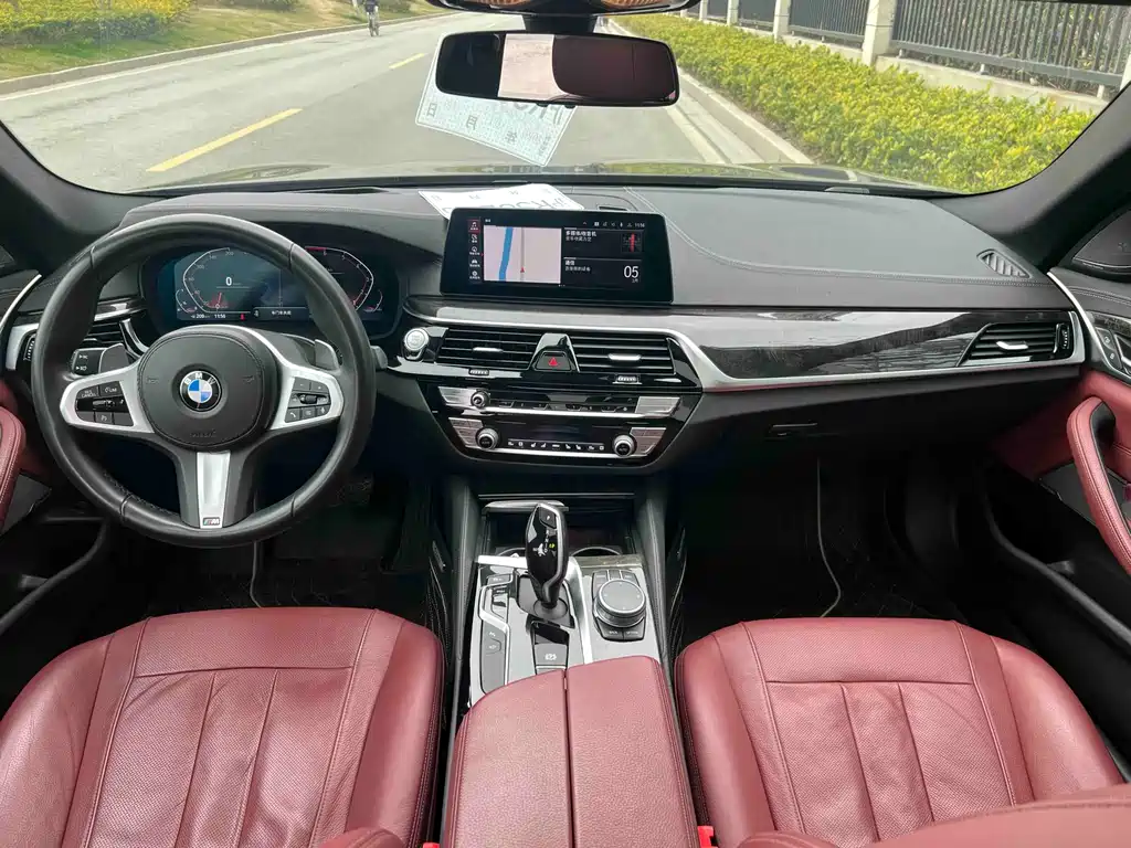 BMW 5 SERIES