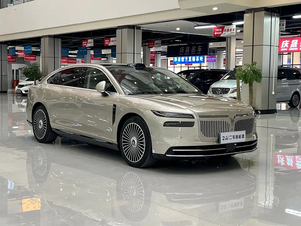 VOYAH 岚图追光 L — миниатюра 3