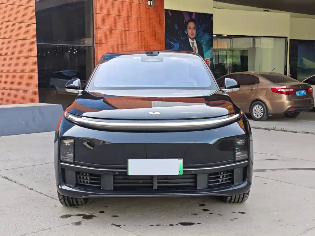 Li Auto Li L7 2025