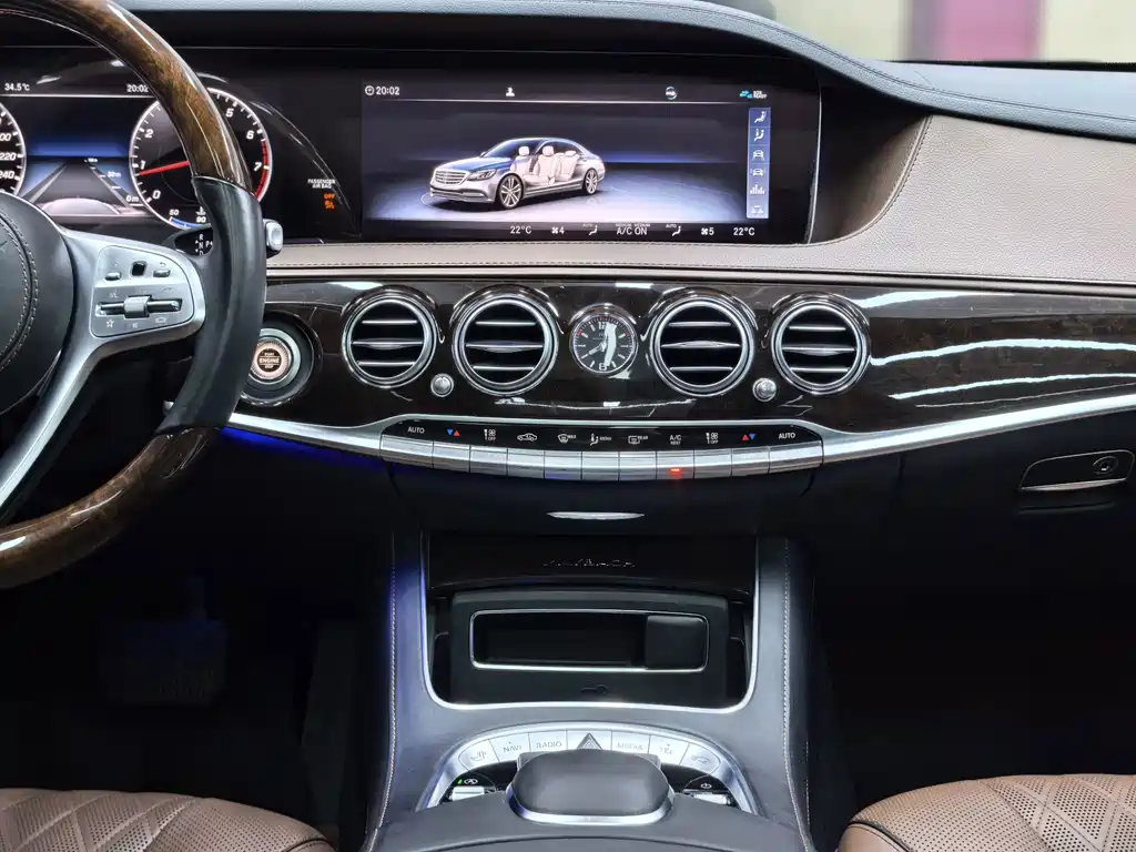 Mercedes-Benz S-Class — миниатюра 31
