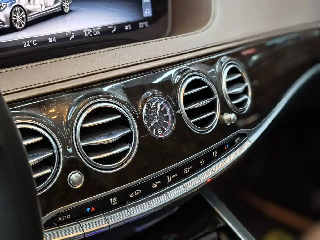 Mercedes-Benz S-Class — миниатюра 20