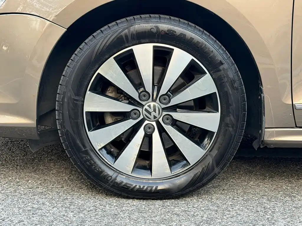 Volkswagen Sagitar — миниатюра 18