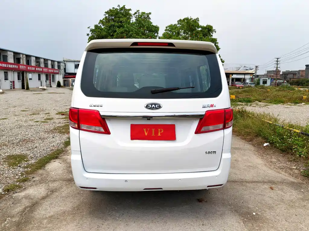 JIANGHUAI RUIFENG M4