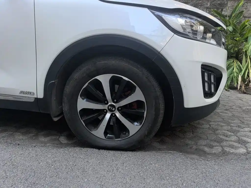Kia Sorento — миниатюра 8