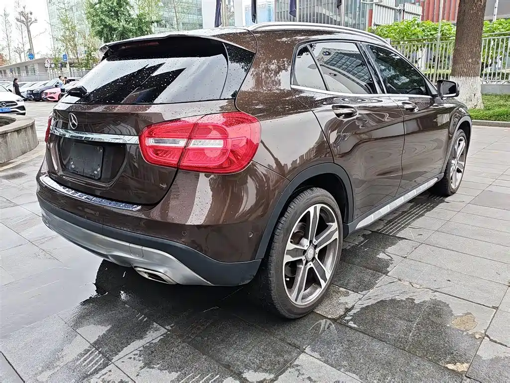 Mercedes-Benz GLA 2015 GLA 220 4MATIC Luxury