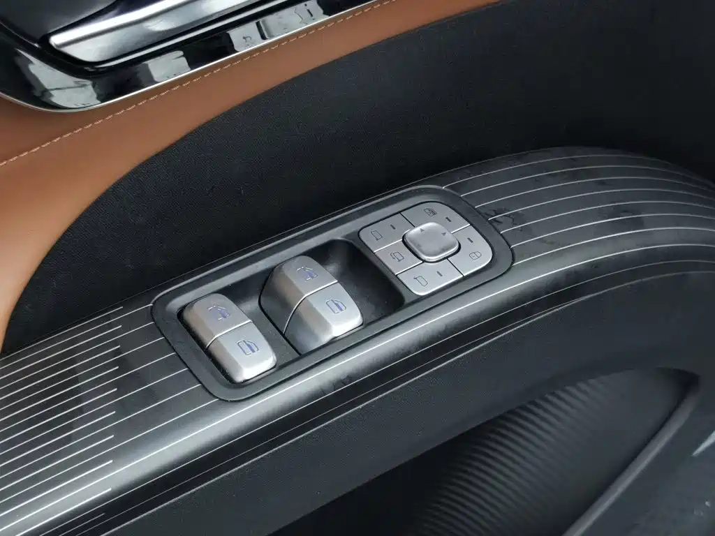 Chery Tiggo 8 — миниатюра 9
