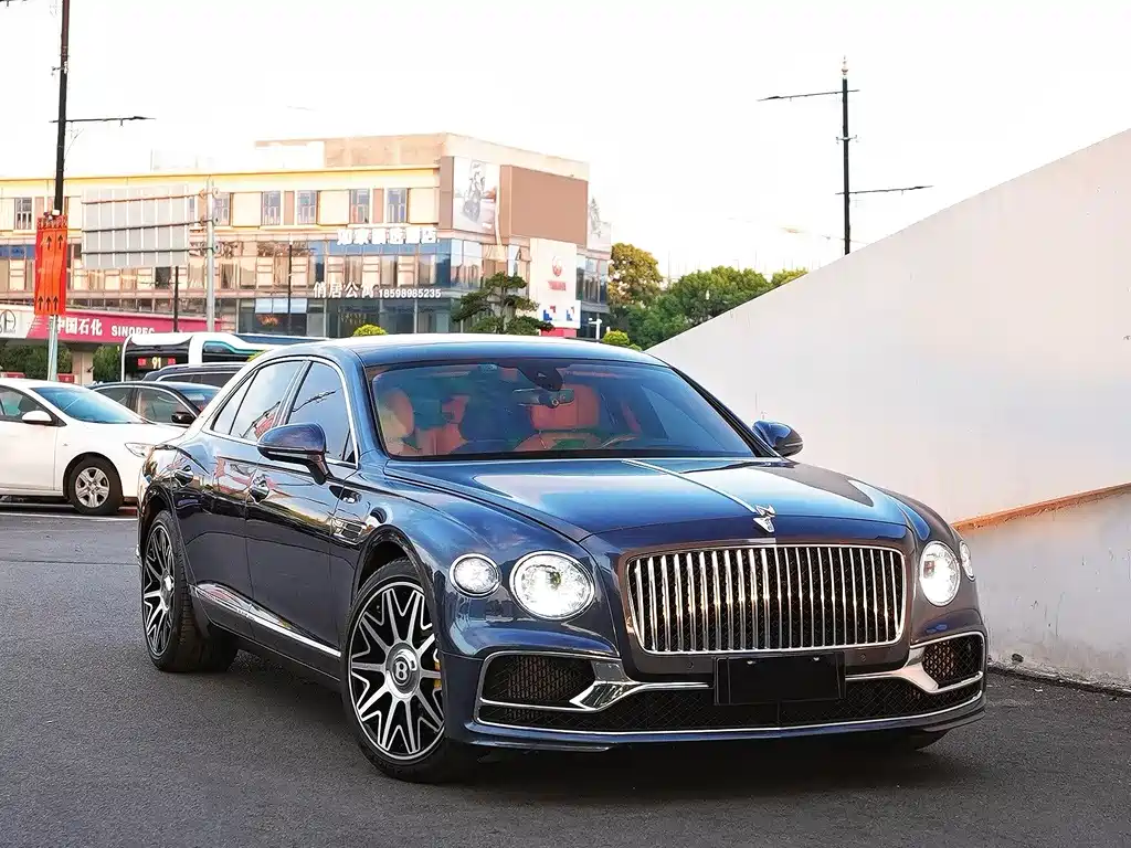 Bentley Flying Spur — миниатюра 5