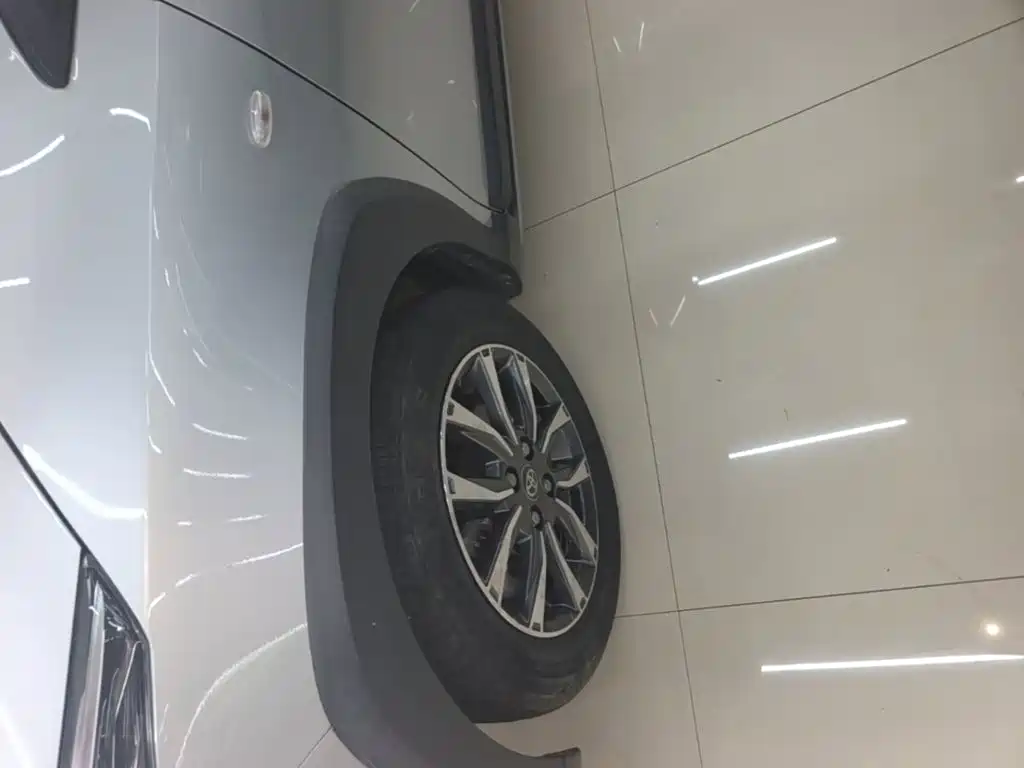Toyota Yaris L — миниатюра 23