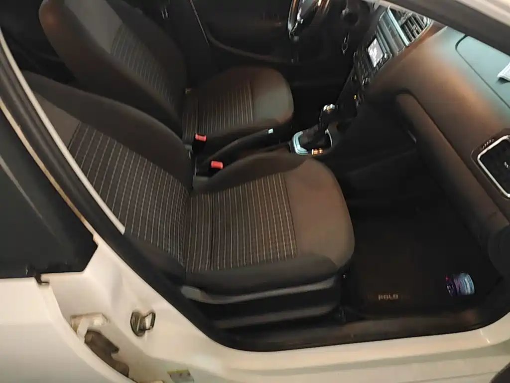 Volkswagen Polo — миниатюра 25