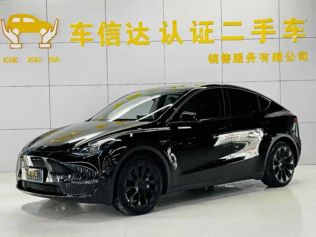 Tesla Model Y 2022