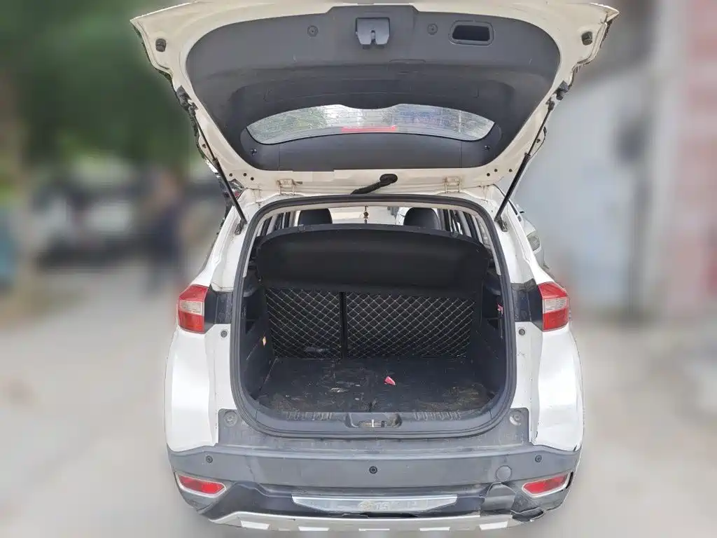 Changan CS15 — миниатюра 10