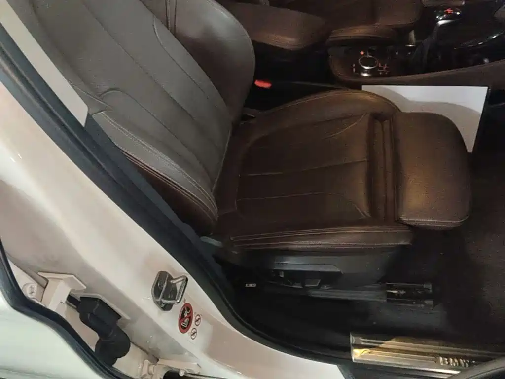 BMW X1 — миниатюра 25
