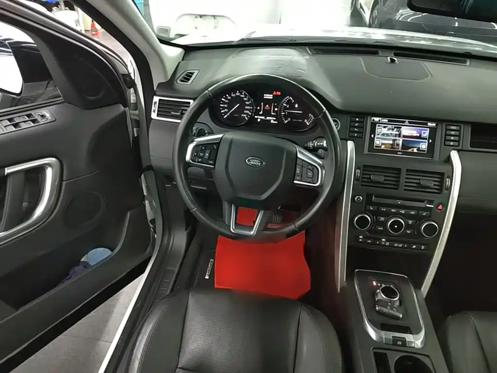 Land Rover Discovery Sport — миниатюра 11