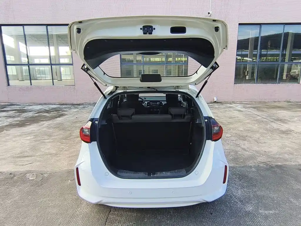 Honda Fit — миниатюра 21