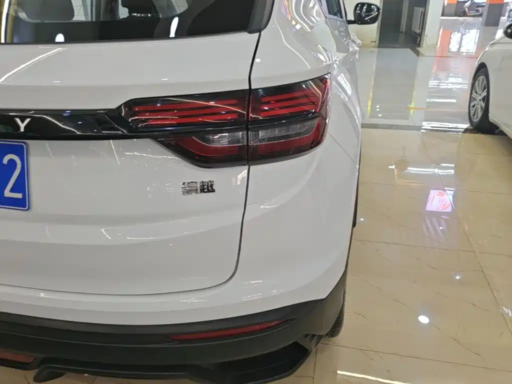 Geely Binyue — миниатюра 8