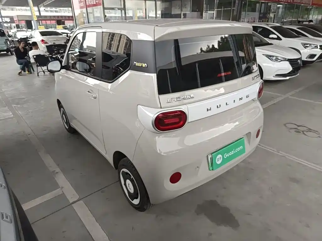 Wuling MINIEV — миниатюра 5