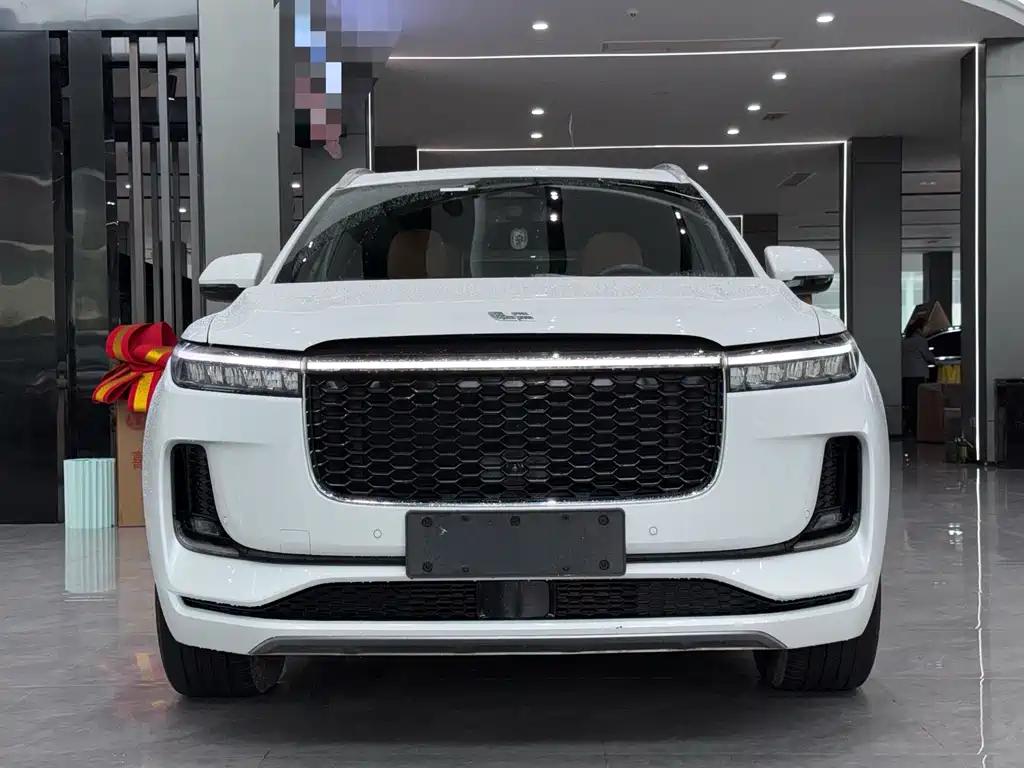 Li Auto Li ONE — миниатюра 2
