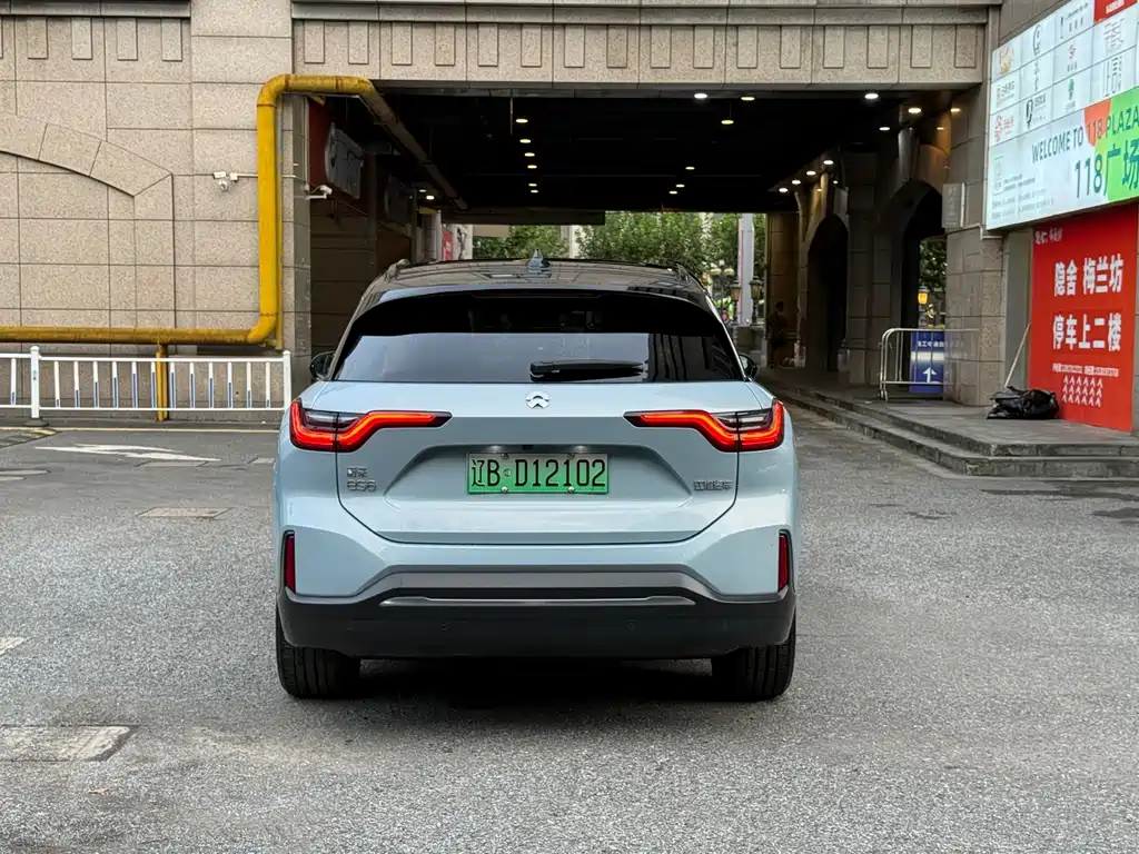 NIO ES6 — миниатюра 7