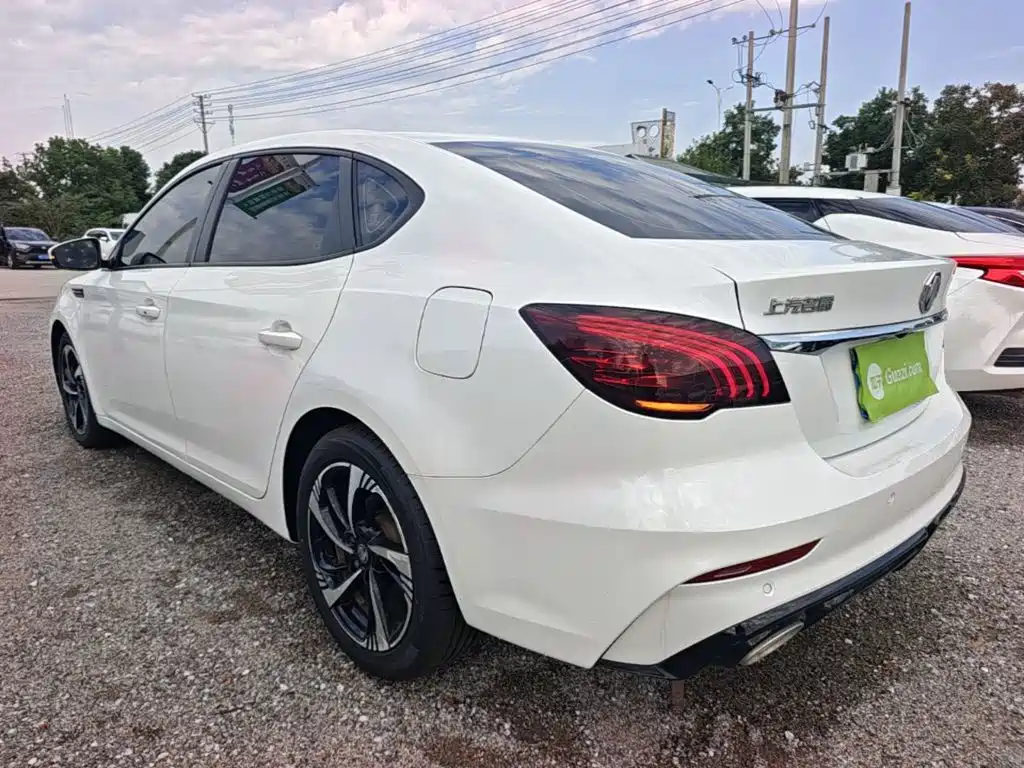 MG MG6 — миниатюра 5