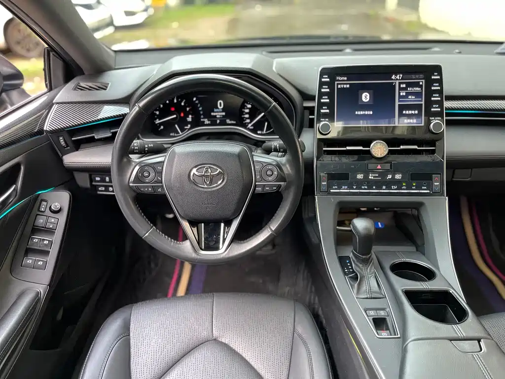 Toyota Avalon — миниатюра 10