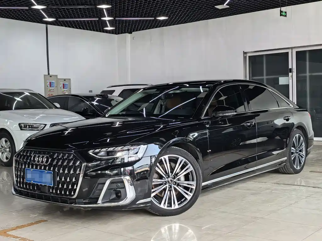 Audi A8 2024