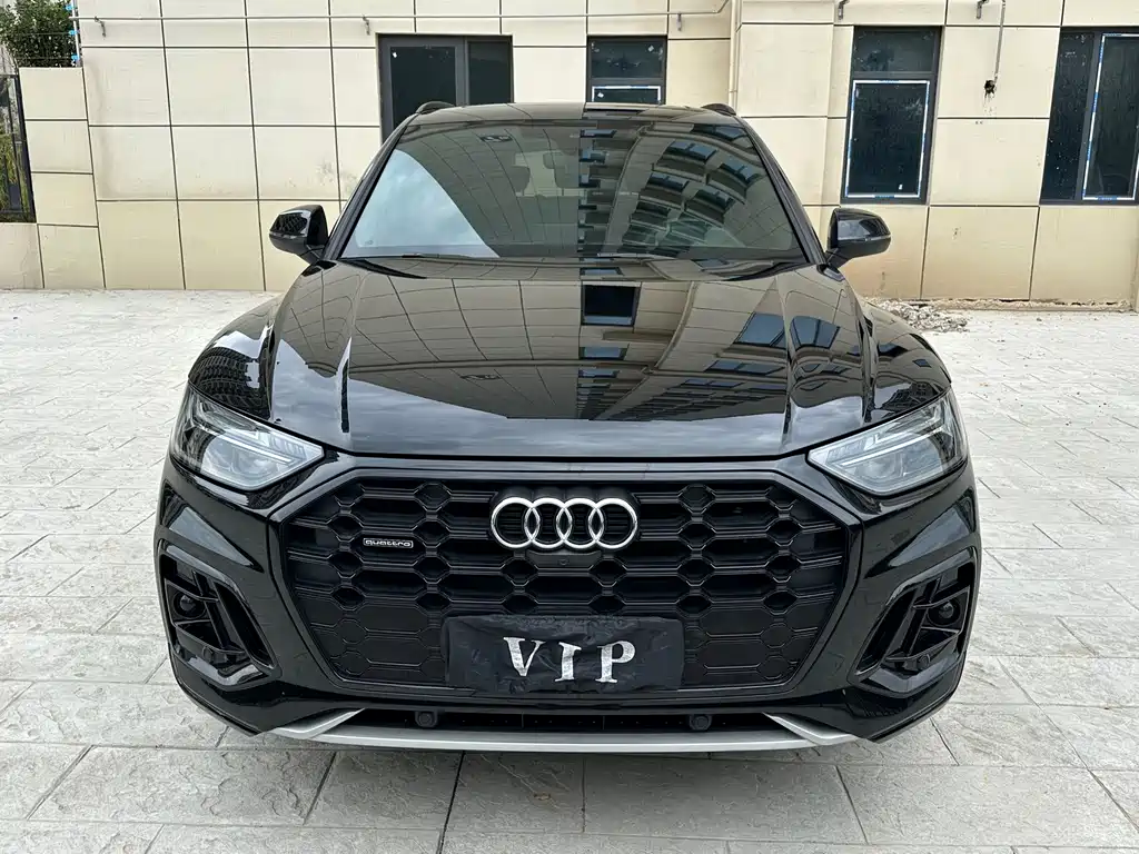 Audi Q5L — миниатюра 2