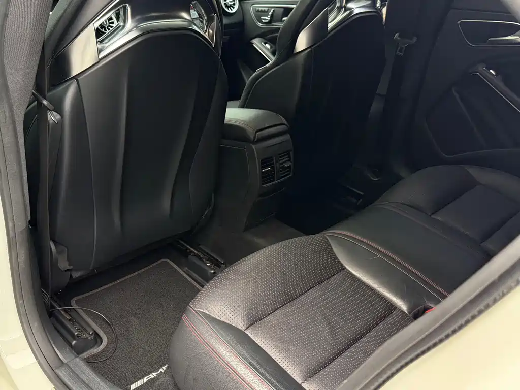 Mercedes-Benz CLA AMG — миниатюра 8