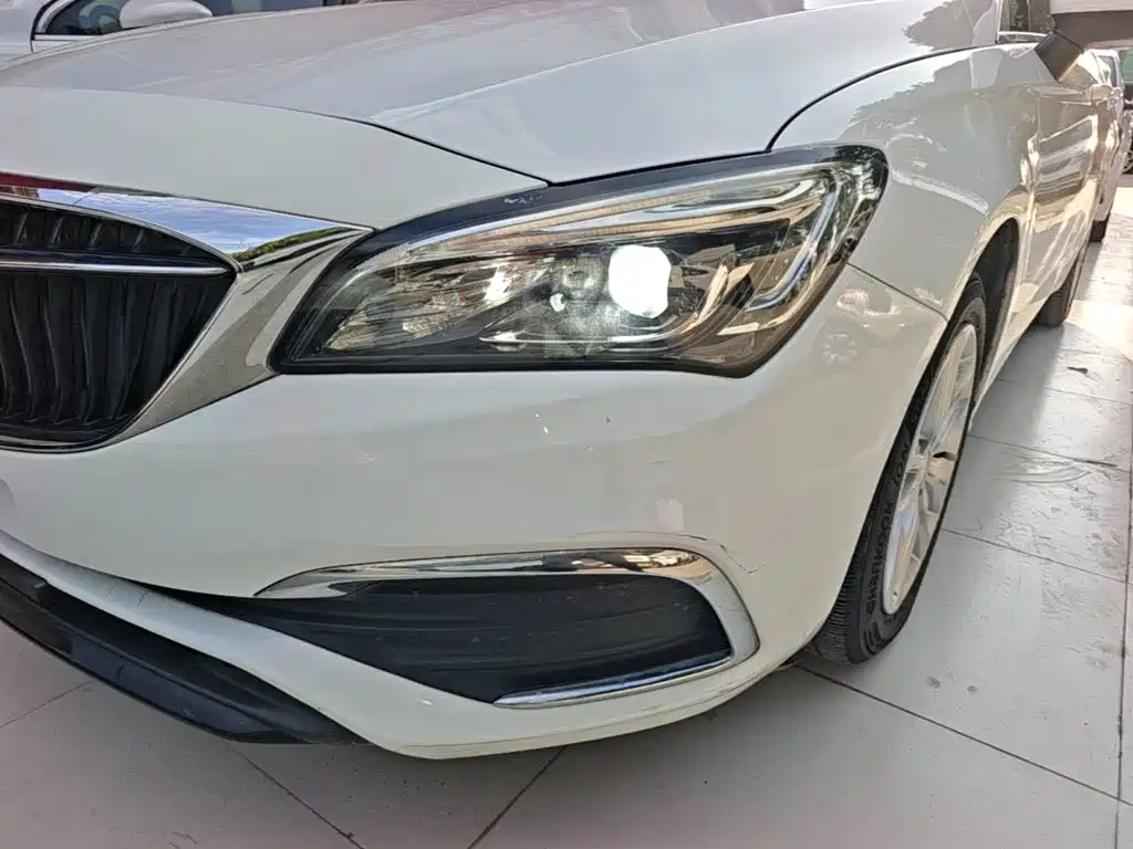 Buick Verano — миниатюра 24