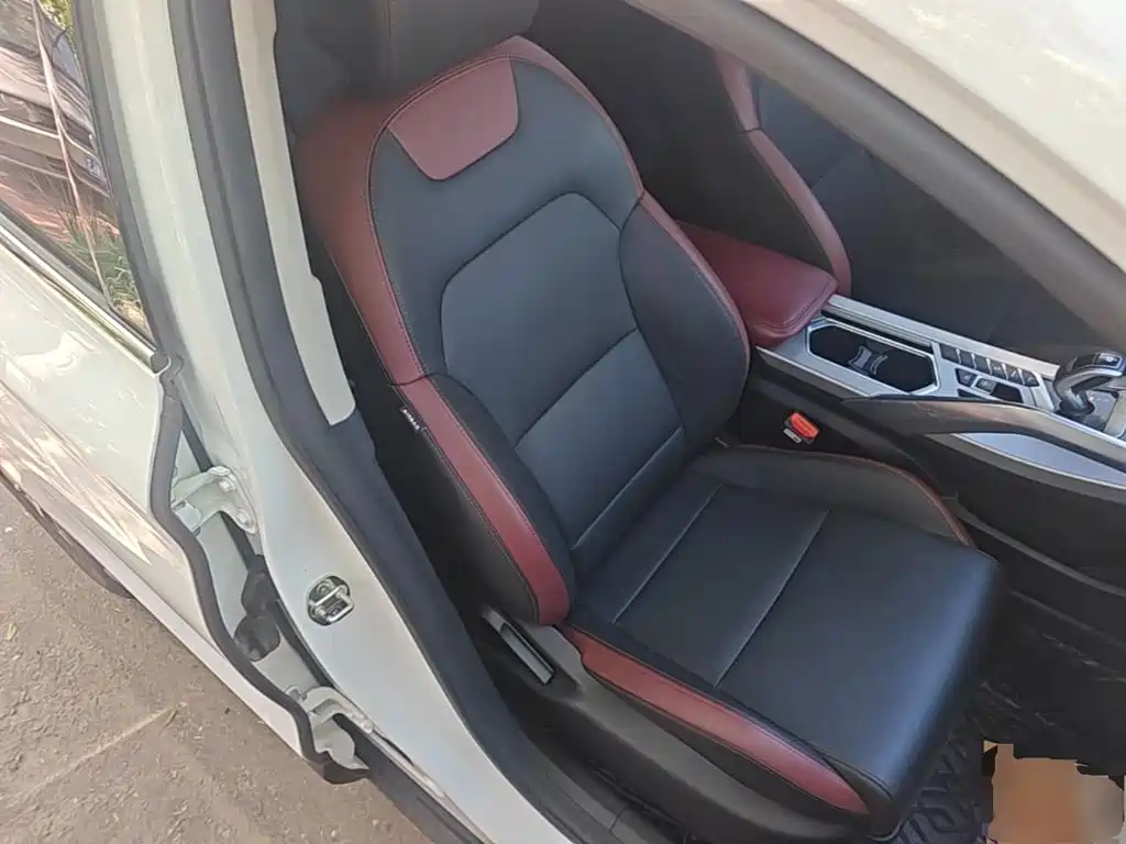 Geely Binyue — миниатюра 25